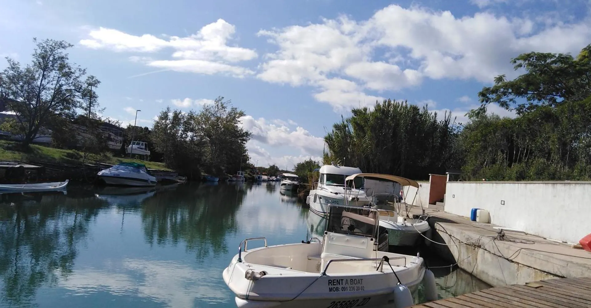 Sara Apartments Vrsi