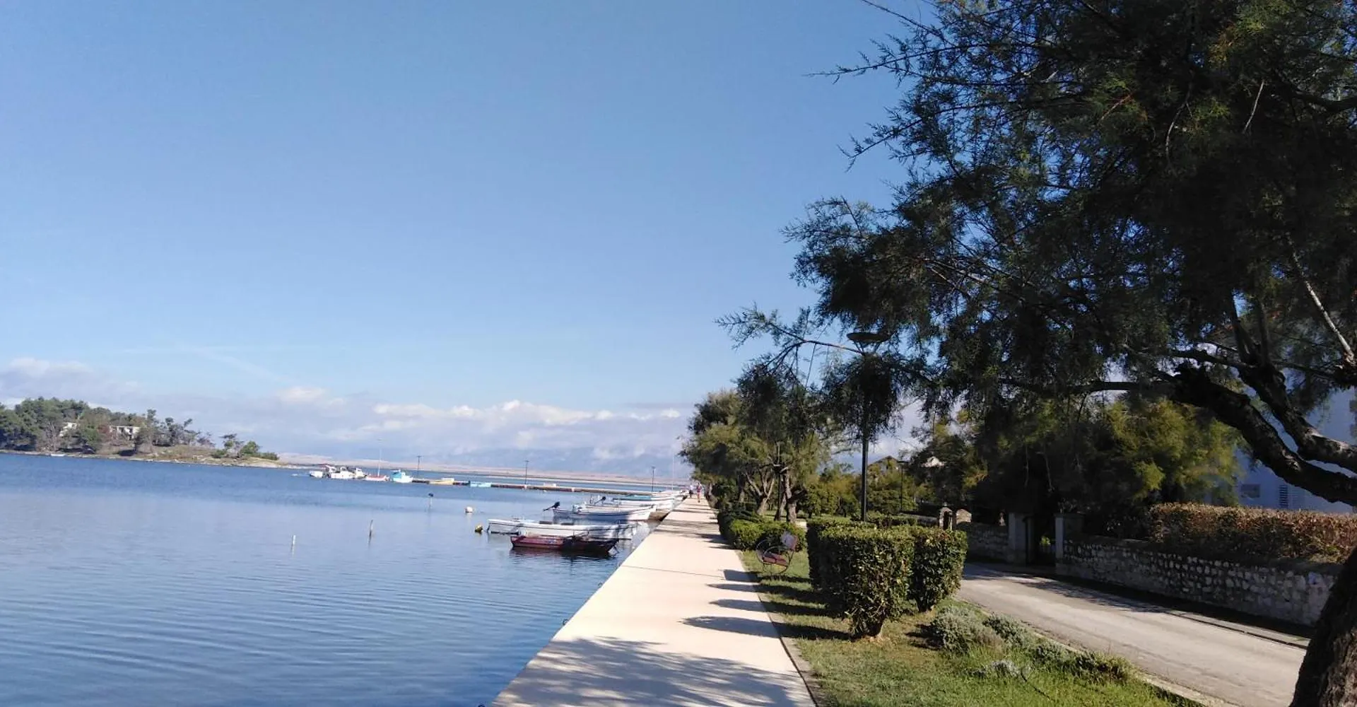 Sara Apartments Vrsi